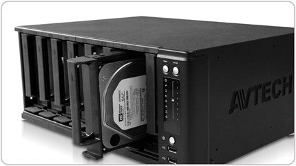 AV TECH DGD8132 - 8-BAY PENTABRID 32CH XVR w/ 4 TB preinstalled